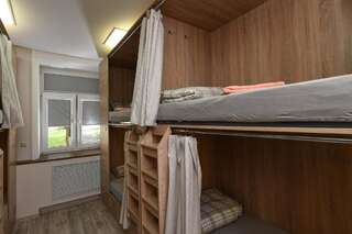 Хостелы Minsk City Hostel (Минск Сити Хостел) Минск Односпальная кровать в общем мужском номере-16